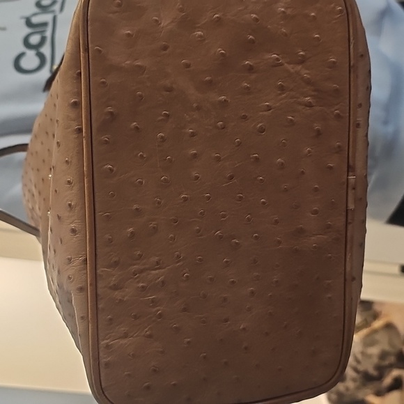 Dooney And Bourke Tan Leather Drawstring Bucket Bag - Picture 5 of 9